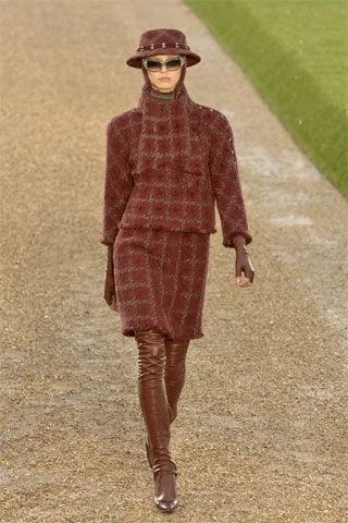 Look 10